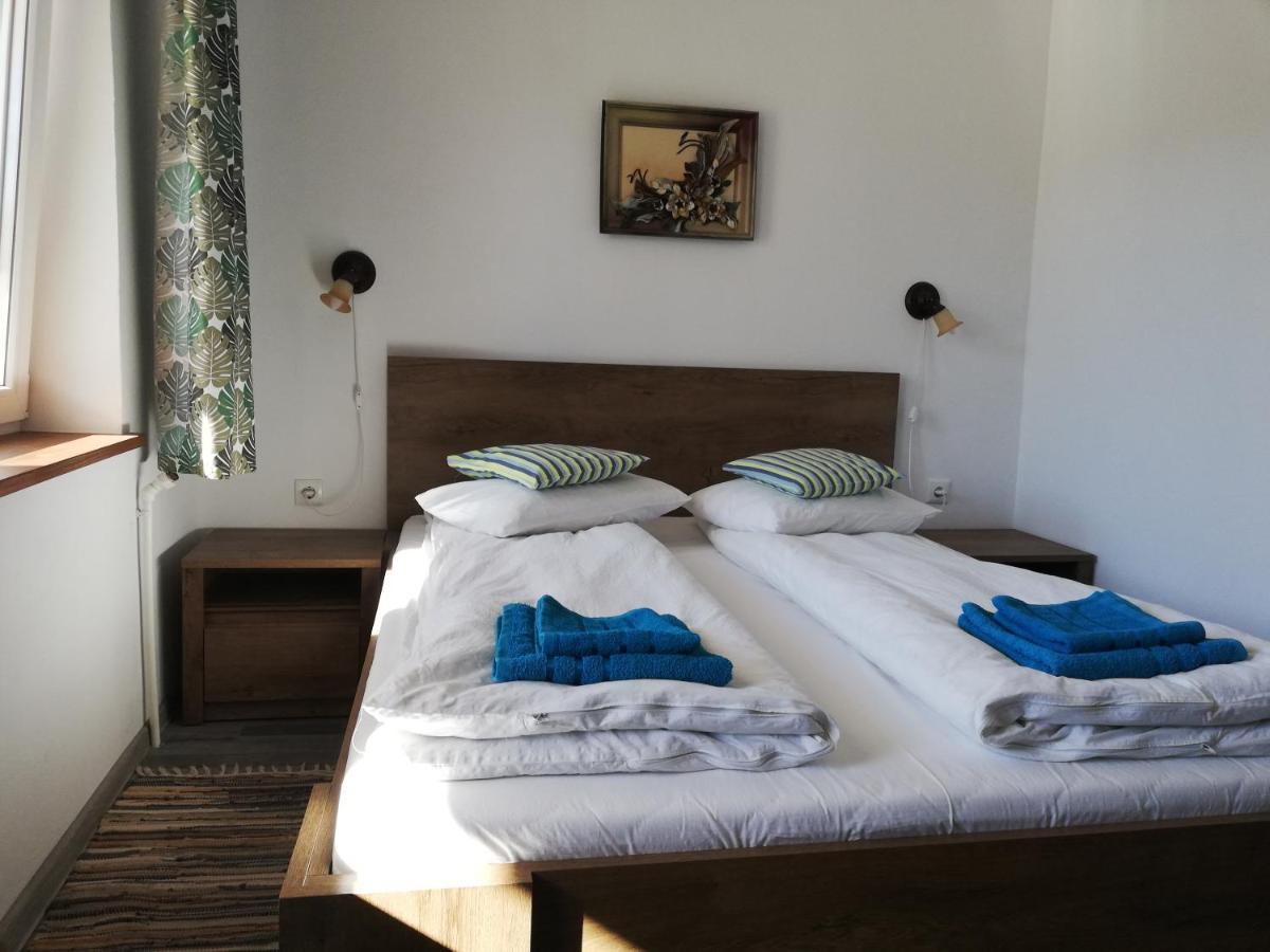 Casa Ago - Guest House Păuliş エクステリア 写真