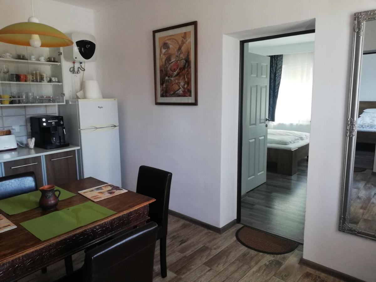 Casa Ago - Guest House Păuliş エクステリア 写真